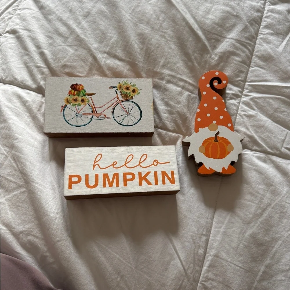 Fall Wooden Decor Set | Pumpkin Gnome + Hello Pumpkin mini sign | Brown Backing